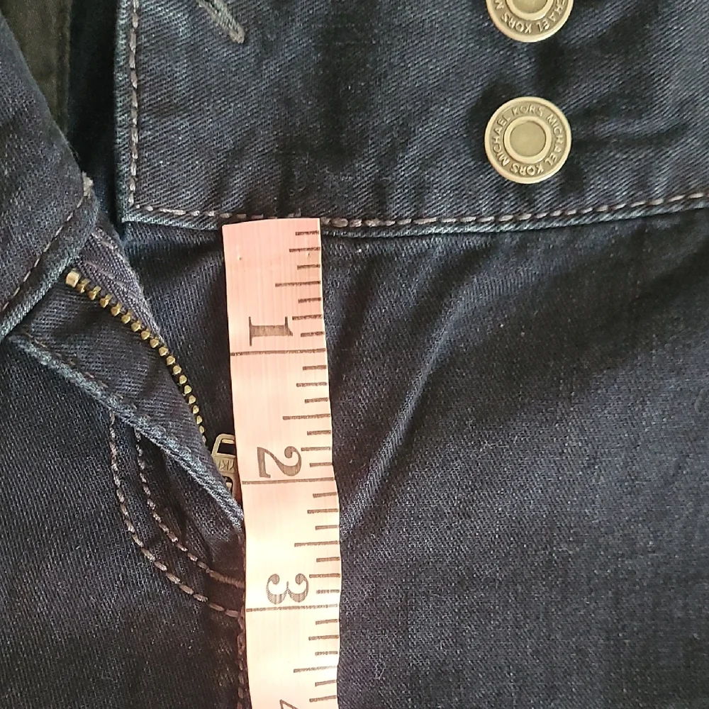 Women's Black Wide-Leg Jeans - Picture 5 of 11